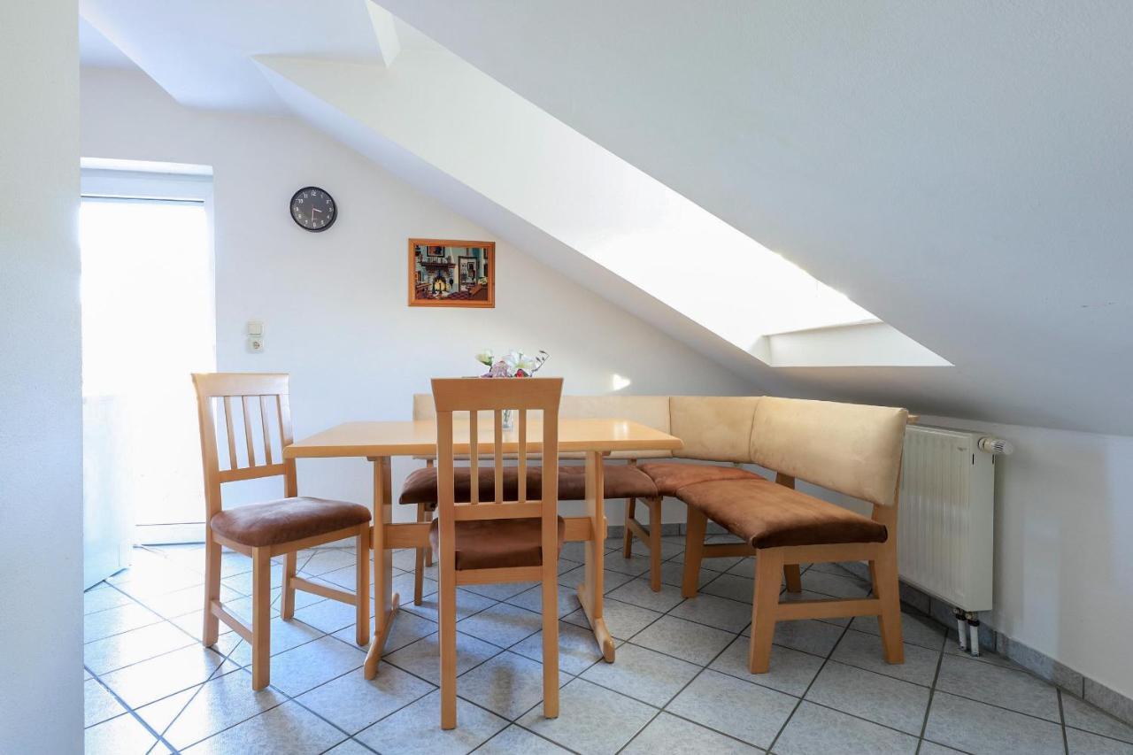 Ferienwohnung Altoetting Unterneukirchen Dış mekan fotoğraf
